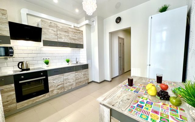 Uutnye Apartamenty v ZK Raduznyj Luks (ul. Solnecnaa 18)