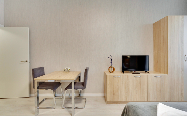Apartment Crystal Plus