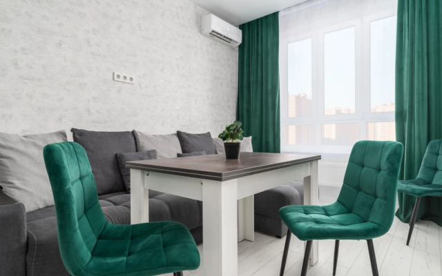 Апартаменты Люкс Тут Живут Парк и Стадион