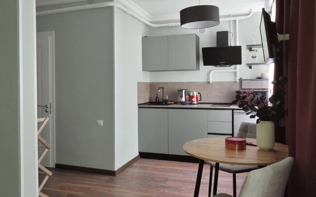 Ptichka Pevchaya Flat
