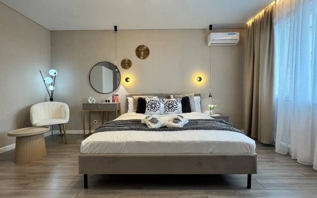 Grand Apart Ryadom S Naberezhnoy Flat