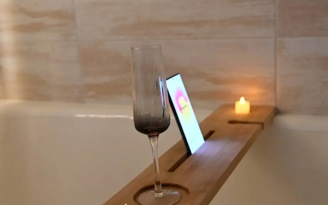 Квартира с дизайнерским ремонтом Rent House в центре