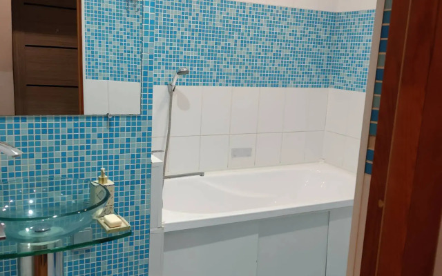 Na Atamanskaya 60A Flat