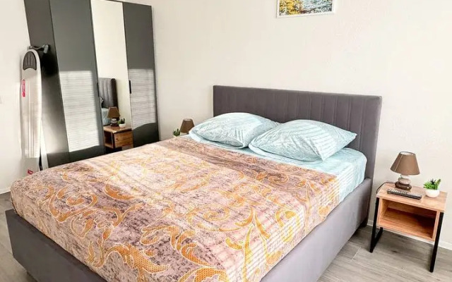 Апартаменты Madammeduanik