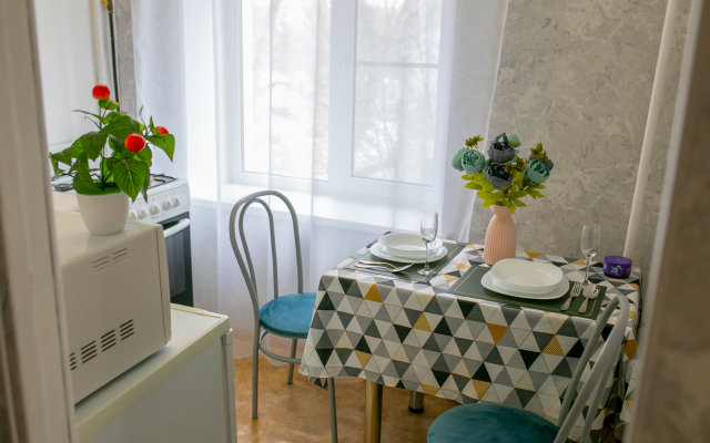 Alfa Home Plus V Samom Tsentre Chelyabinska Apartments