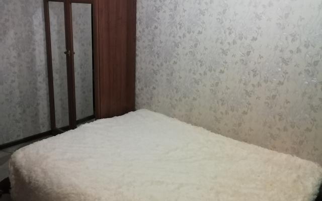 Proletarskaya D.47 U Nizhnego I Verkhnego Ozera Flat