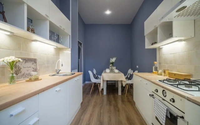 Квартира Апартаменты Samoцвет в Центре На Декабристов 22-24