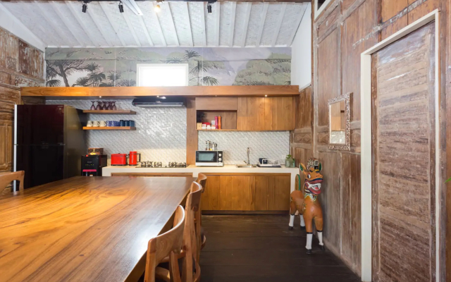 Вилла The Joglo Dream Joglo