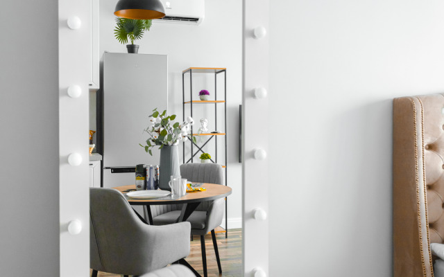 Апартаменты Lalapart Gray stone на 30 этаже небоскреба Савеловский Сити