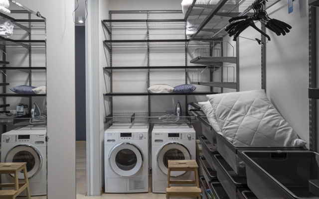 Roskoshnaya dvukhurovnevaya kvartira s sobstvennoy terrasoy Flat