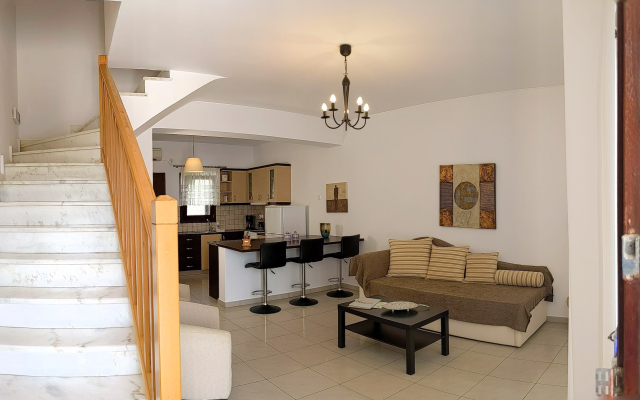 Maestralia Apartments