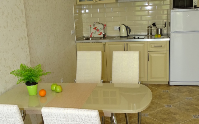 Uluchshennyye s dvumya spal'nyami Apartments