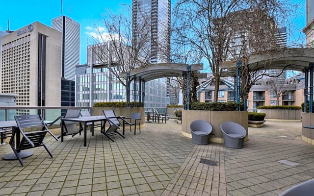 Simcoe Downtown Condos Apartment Hotel
