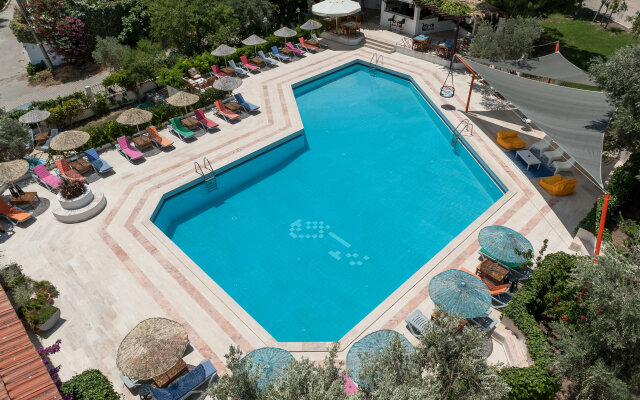 Arinnanda Hotel