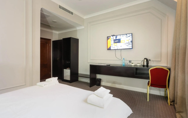 Grand Opera Hotel