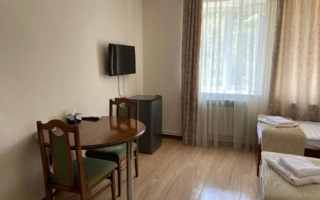 Oasis Hotel Kapan