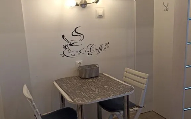 Lilovyje Na Solnechnoy Ulitse 17 Apartments