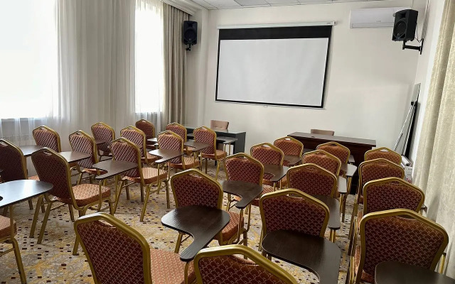 Kurortnyij Hotel