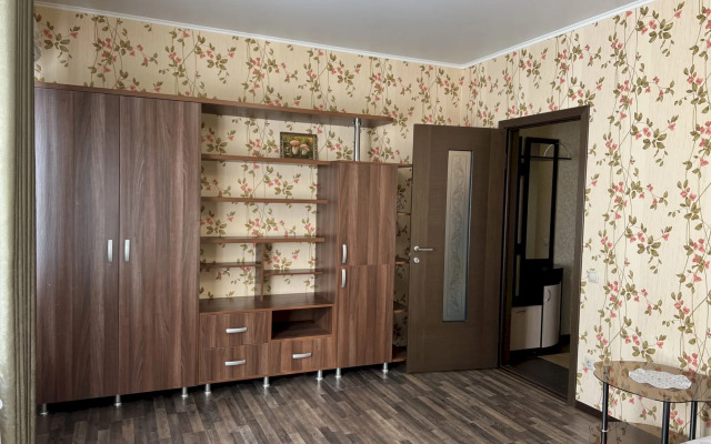 Апартаменты 381 Мичурина 7