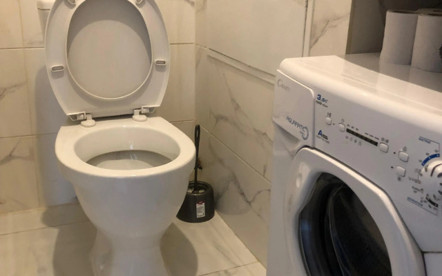 Na Ulitse Lyotchika Ulyyanina 7B Flat