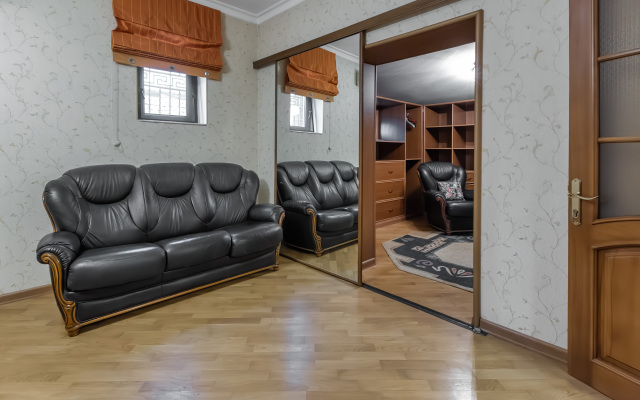 Shur Duplex Villa In Old City, Villa