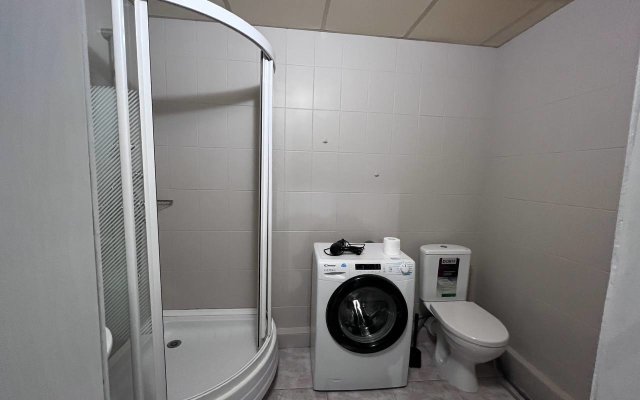 Tolstoy Demonstratsii 38 Flat