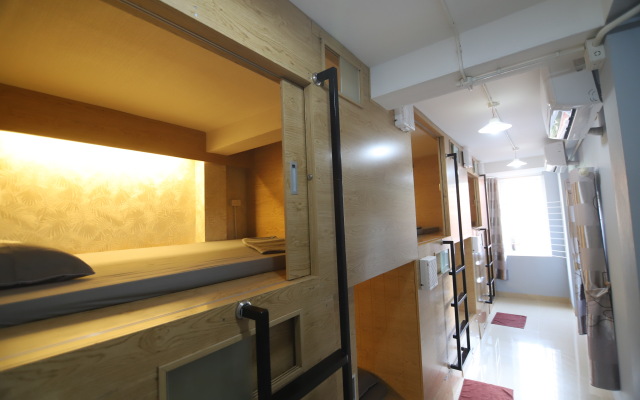 Trang Tien Hostel