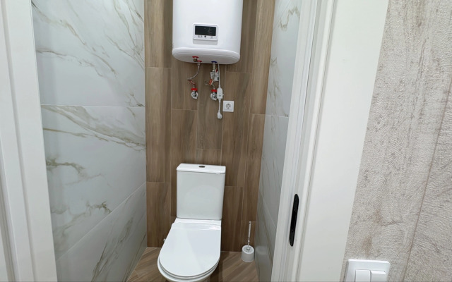 Dvuhkomnatnye  Morskaya Simfonya-2, s vannoj , s vidom na bassejn dlya bol'shoj sem'i Apartament