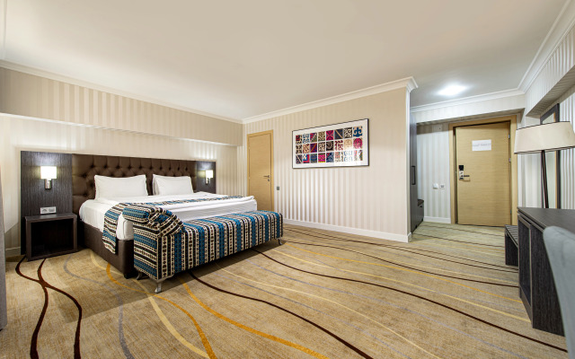 Shymkent Grand Hotel