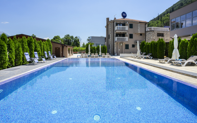 Yugoslavia Mini-Hotel