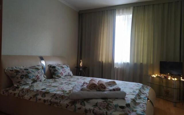 Квартира уютная трехкомнатная  на Демократической 35