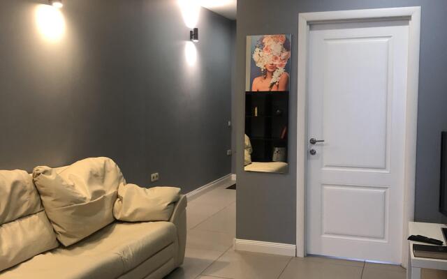 Квартира Варшавская 80 м