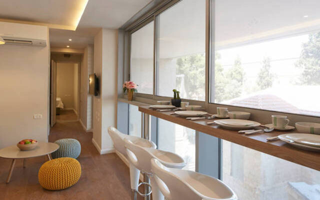 Chic In City Center By Feelhome Apartments
