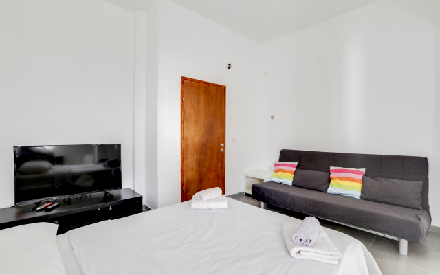 SHaYaSH Brand Apartments TLV BY42(2)