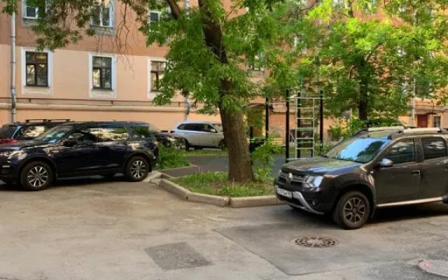 Квартира в сердце Санкт-Петербурга с парковкой для вашей семьи
