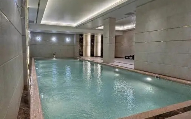Kangurt Grand Hotel