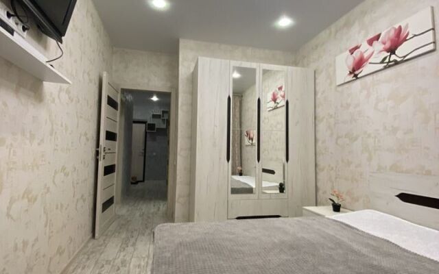 Na Surikova 24 Flat