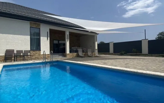 Частный дом на Лебединой