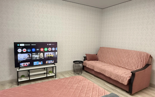 Квартира Уютная в центре мкр 1