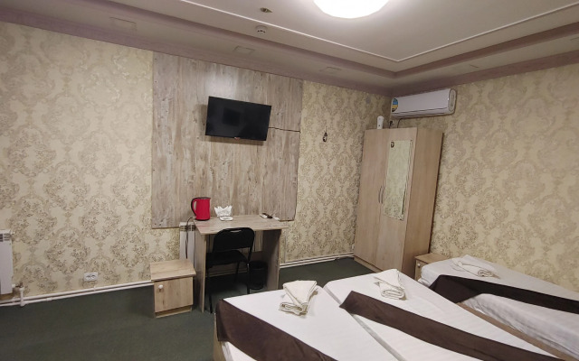 Zafaron Hotel