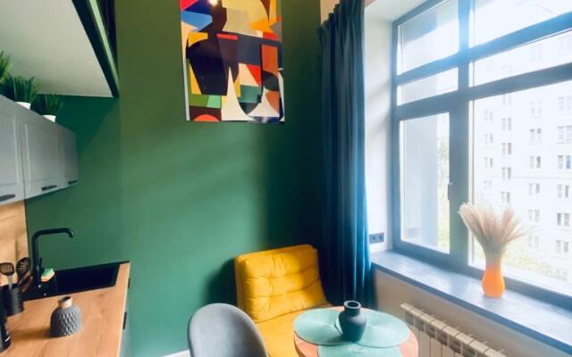 Apartment New Scandi Green on Tulskaya