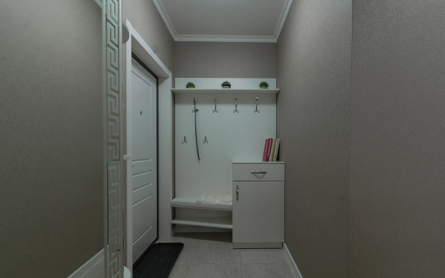 2 Komnatnaya Na Tsentralnoy Naberezhnoy Zaliva Apartment