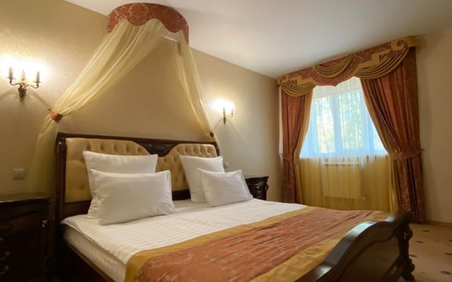 Aristokrat Kostroma Hotel