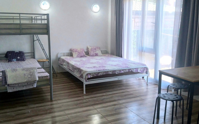 Bambuki Guest House