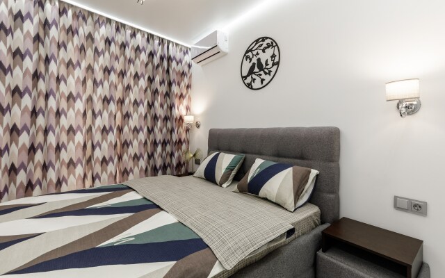 Двухкомнатные апартаменты LUX  с видом на ДОН №7