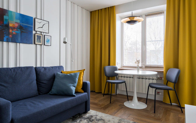 Evrodvushka ColorSPB na Vasilyevskom Ostrove Flat