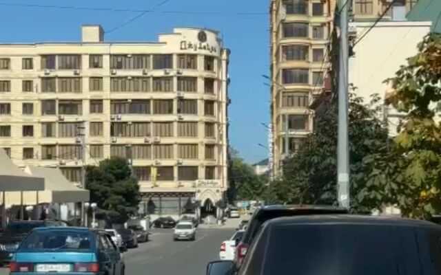 Апартаменты Буйнакская 8