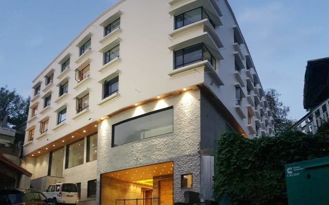 Отель Jain Group Sanderling Resort & Spa