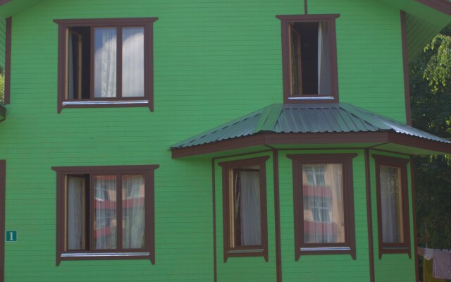 Tesna Guest House