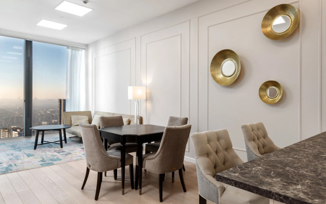 38th Floor, Stylish Apartment with Private Park